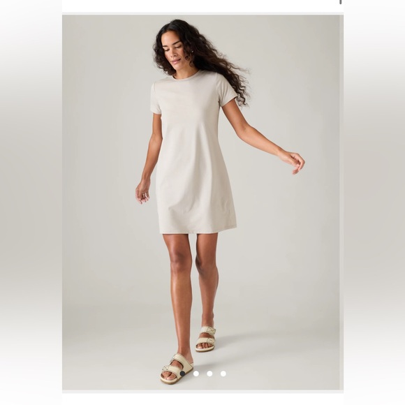 Athleta Essential Tee Dress NWT!! - Picture 1 of 2